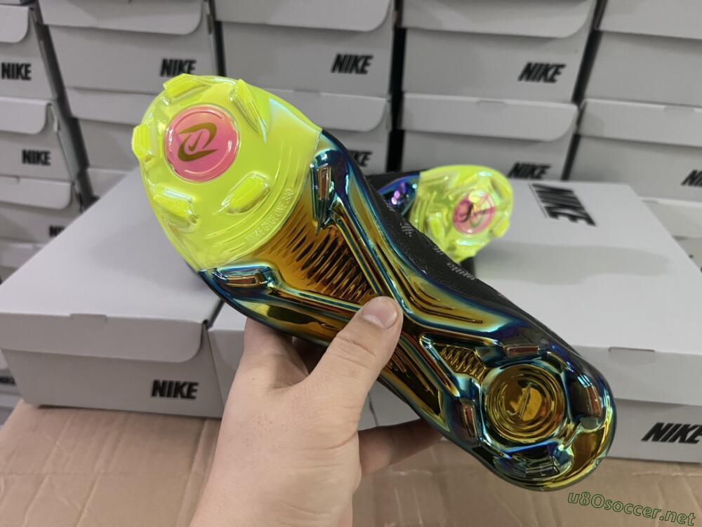 Men's Nike Phantom Luna Elite FG Football Boots - Black/Yellow/Pink