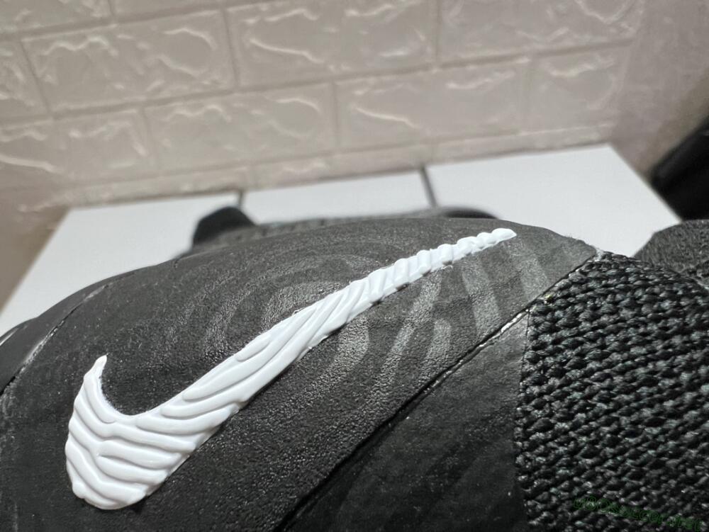Men's Nike Phantom GX Elite DF FG Football Boots - Black/White