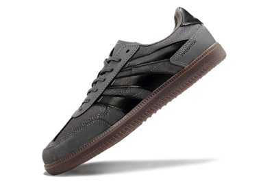 Men's Adidas Predator 24 League Low IC Football Shoes - Grey/Black/Brown