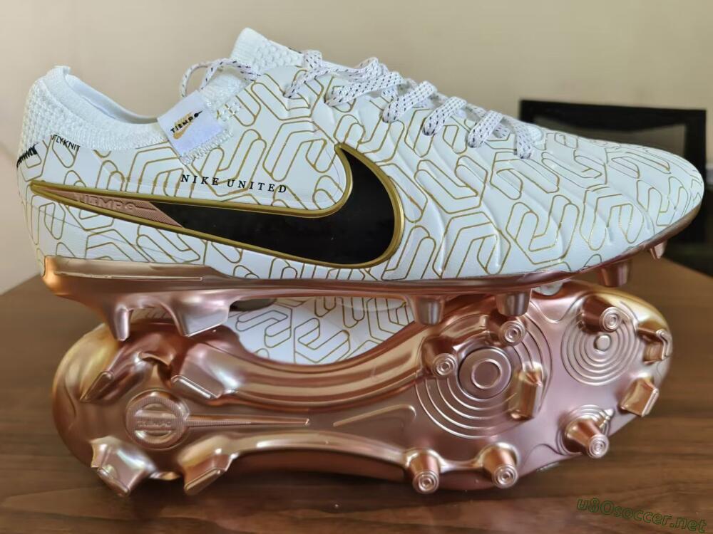 Men's Nike Tiempo Legend 10 Elite FG Football Boots - White/Gold/Black
