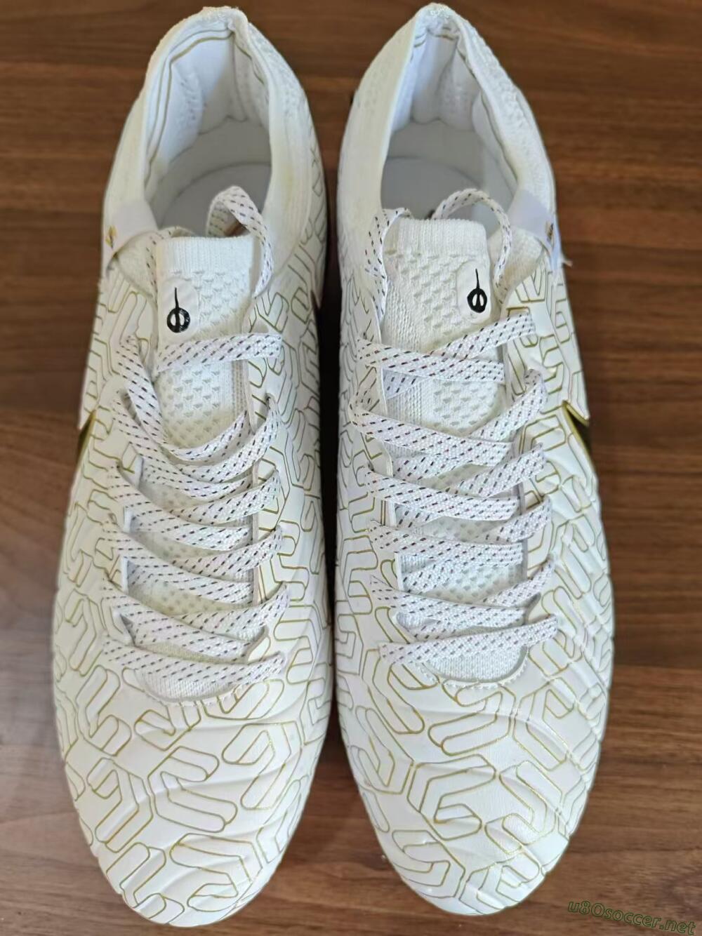 Men's Nike Tiempo Legend 10 Elite FG Football Boots - White/Gold/Black