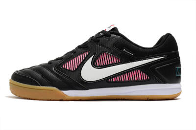 Men's Supreme x Nike SB Gato IC Football Shoes - Black/White/Red