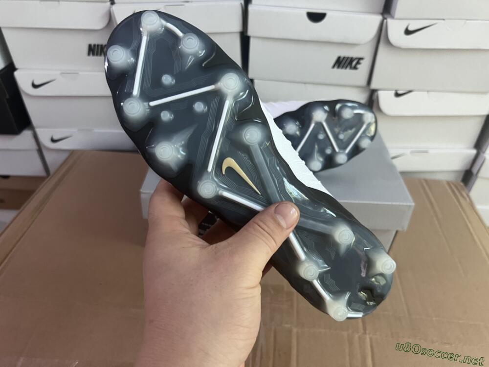 Men's Nike Phantom Luna Elite AG Football Boots - White/Black/Gold