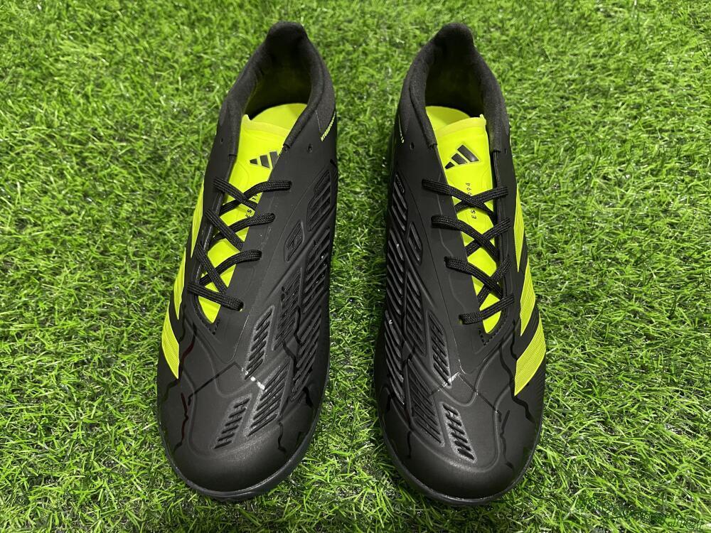 Unisex Adidas Predator 24 Elite TF Football Shoes - Black/Yellow/Grey