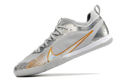Men's Nike Air Zoom Mercurial Vapor 15 Pro IC Football Shoes - Silver/Gold/White