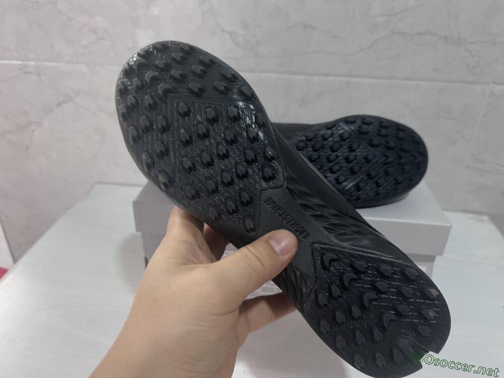 Unisex Adidas F50 Elite TF Football Shoes - Black/Silver/Purple