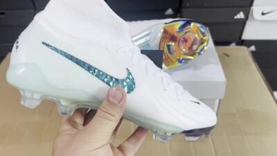 Men's Nike Phantom Luna Elite NU FG Football Boots - White/Black/Jade