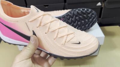 Unisex Nike Phantom GX 2 Elite TF Football Shoes - Pink/Black