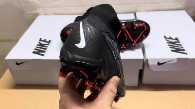 Men's Nike Phantom GX Elite DF FG Football Boots - Black/White