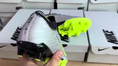 Unisex Nike Air Zoom Vapor 15 Elite SE AG Football Boots - Silver/Green/Black