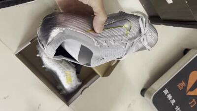 Men's Nike Air Zoom Mercurial Vapor 15 Elite SG Football Boots - Silver/Gold