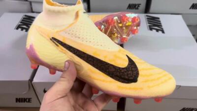 Men's Nike Phantom GX Elite DF AG Football Boots - Yellow/Black/Pink