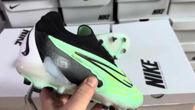 Unisex Nike Phantom GX Elite FG Football Boots - Green/Black