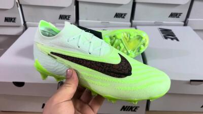 Unisex Nike Phantom GX Elite FG Football Boots - Green/Black/Gold