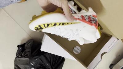 Unisex Nike Air Zoom Mercurial Superfly 9 Elite FG Football Boots - White/Gold/Black/Red