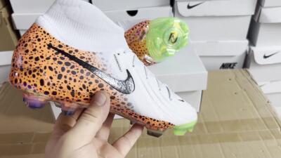 Unisex Nike Phantom Luna Elite NU FG Football Boots - White/Black/Orange